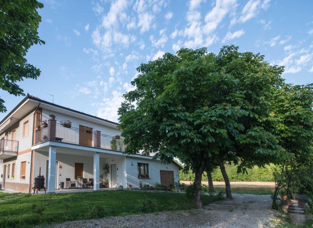 Апартаменти Agricola Domus Бароло Екстер'єр фото